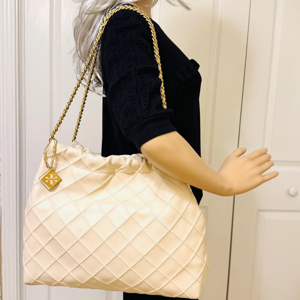 TORY BURCH FLEMING SOFT CREAM HOBO QUILTED SHOULDER HANDBAG Like New!